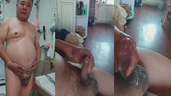 A866东北胖帅大伯自拍洗澡+撸射